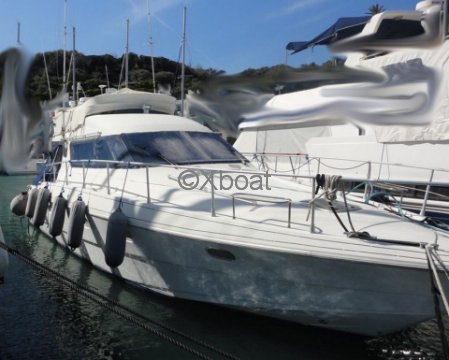 Used Motorboat YARDING 42 FLY