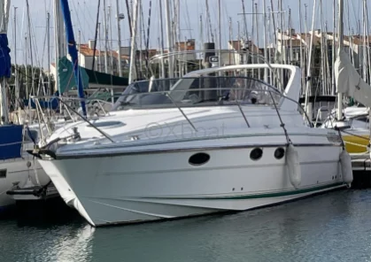 Used Motorboat FAIRLINE 31 TARGA