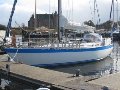 Sailboat WAUQUIEZ HOOD 38 DL MK 2