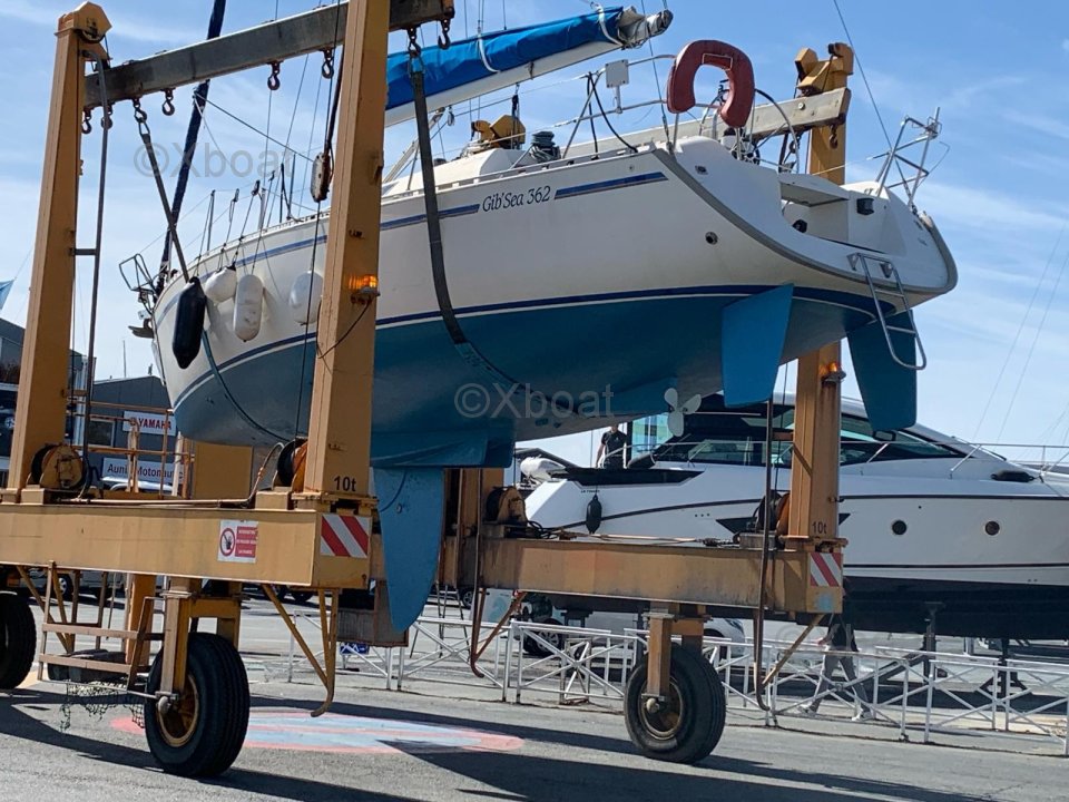 Sailboat of shipyard Gibert Marine, Model GIB SEA 362 from 1991, France