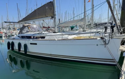Sailboat SUN ODYSSEY 379