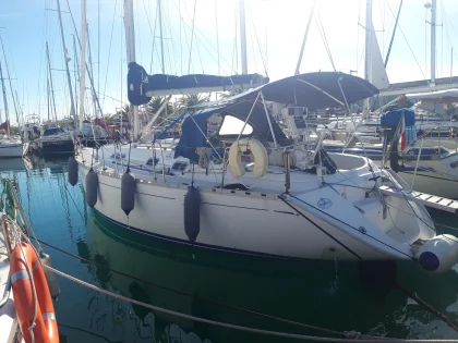 Sailboat DUFOUR 36 CLASSIC