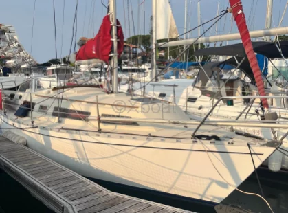 Sailboat IDYLLE 880