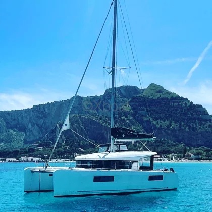LAGOON 40