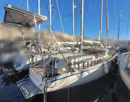Sailboat AMEL MARAMU