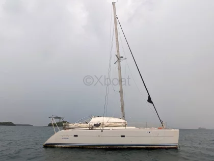 Sailboat LAGOON 410 S2