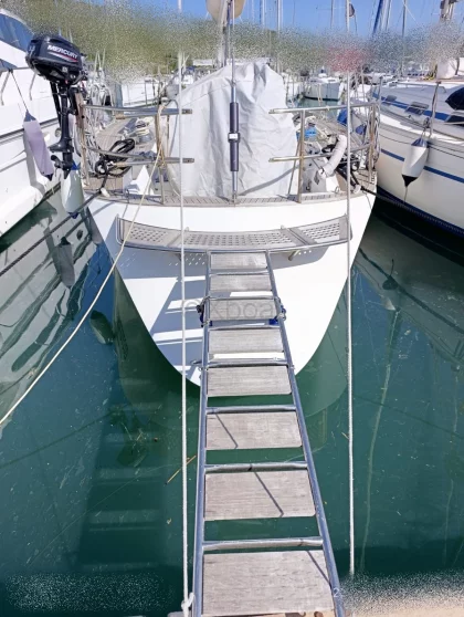 Sailboat MORGANTE 45