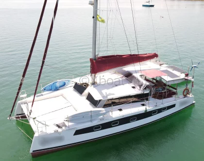 Sailboat CATAMARAN 44