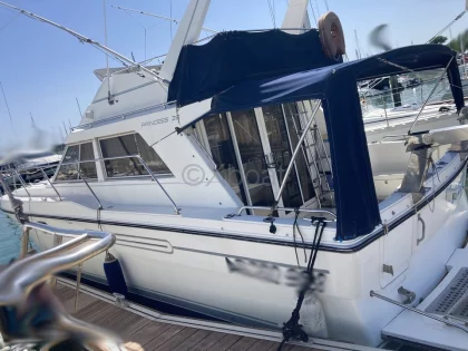 Used Motorboat PRINCESS 35 FLY