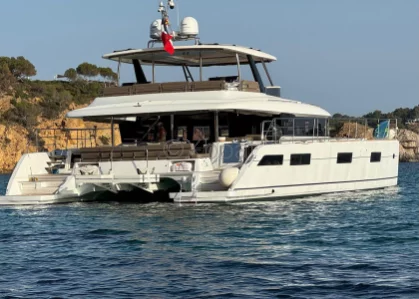 Used Motorboat LAGOON 630 MY