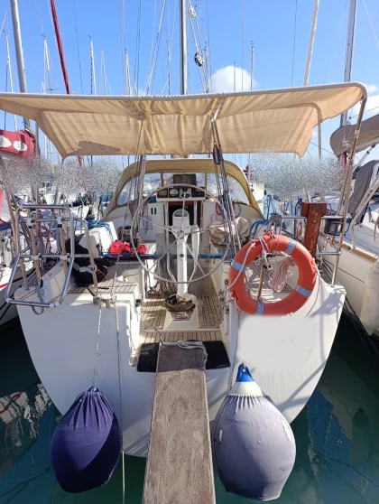 Sailboat HANSE 371