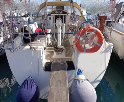 Sailboat HANSE 371