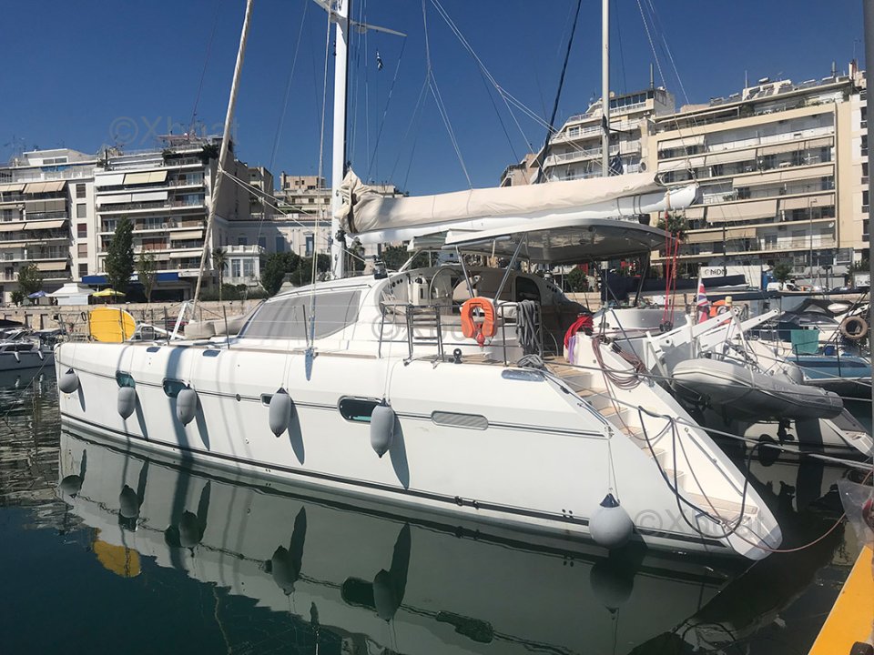 Used multihull PRIVILEGE 585