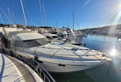 Used Motorboat FAIRLINE 50