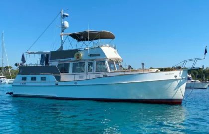 Used Motorboat GRAND BANKS 42 MY