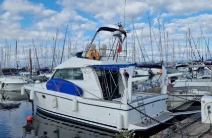 Used Motorboat ANTARES 1080 FLY