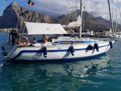 Sailboat COMET 111 Plus