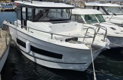 Used Motorboat Merry Fisher 895