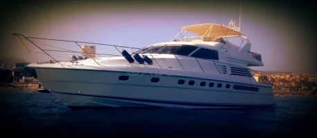 Used Motorboat FAIRLINE 65 SQUADRON