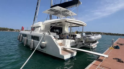 Sailboat Lagoon 50 F