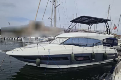 Used Motorboat PRESTIGE 460 FLYBRIDGE