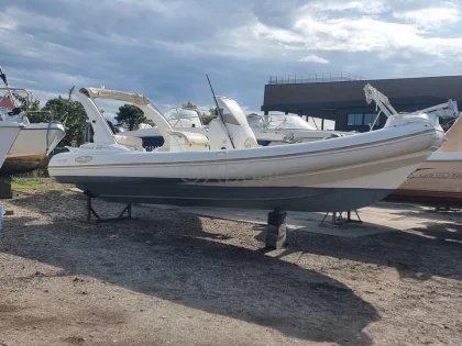 Used Motorboat Prince 23